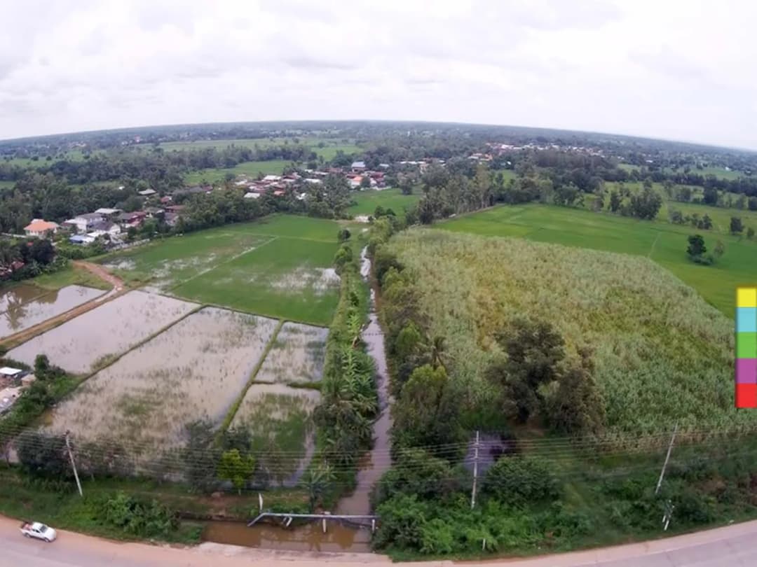 คืบหน้าบรรทุกพ่วงสินแร่ทองแดงตกลงในห้วย ล่าสุดรอบริษัทส่งแผนเก็บกู้ – ฟื้นฟู