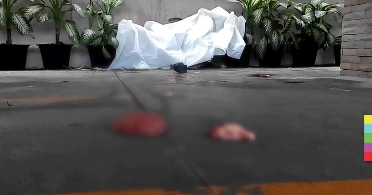 หนุ่มนิรนามดิ่งอาคารสูงย่านพหลโยธิน ร่างกายแหลก – สมองกระจาย