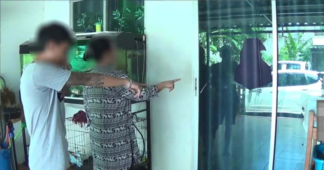 แก๊งทวงหนี้โหด บุกขึ้นบ้าน เอาปืนจ่อหัว ขู่ ‘หากไม่ใช้หนี้ ต้องชำระด้วยชีวิต’