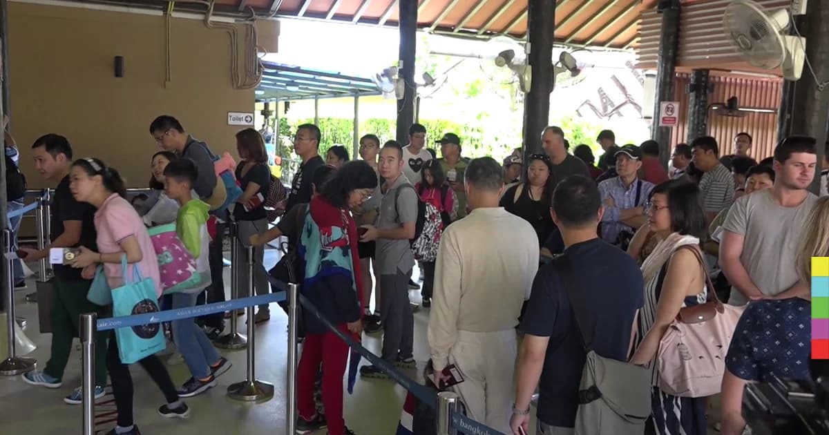 วันชาติจีนคึกคัก ! นักท่องเที่ยวจีนแห่เที่ยวชมธรรมชาติเกาะสมุย