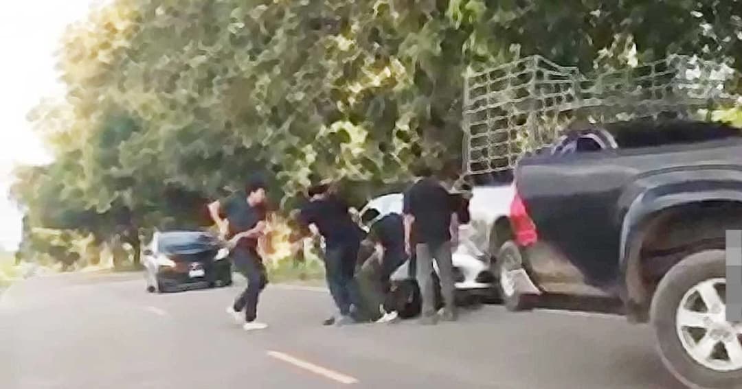 ตร.ชัยนาท ยัน คลิปเข้าชาร์จตัวพร้อมอาวุธปืน เป็นเพียงการล่อซื้อยา