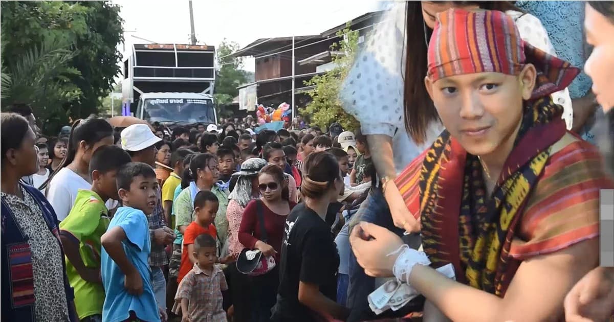 แฟนคลับกว่า 500 คน ร่วมแห่ฉลองนาค นักร้องดัง ‘เบิ้ล ปทุมราช’