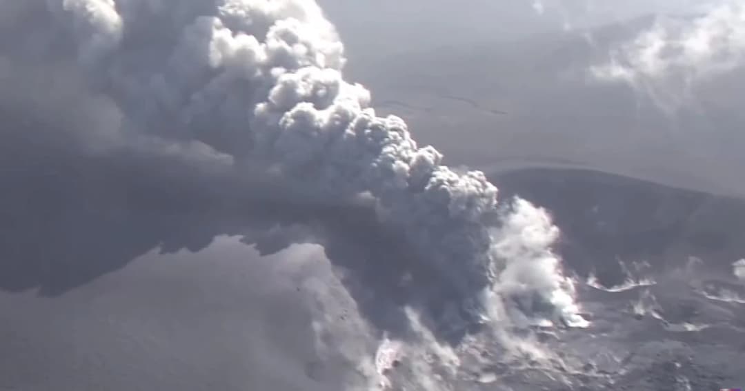 ภูเขาไฟเกาะคิวชูระเบิด ครั้งแรกในรอบ 6 ปี คาดรุนแรงต่อเนื่อง