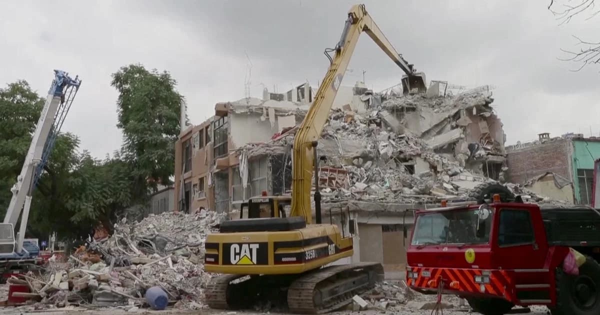 เม็กซิโก ซิตี้ ยังคงกวาดความเสียหายแผ่นดินไหวรุนแรง จนมีผู้เสียชีวิตหลายร้อยคน