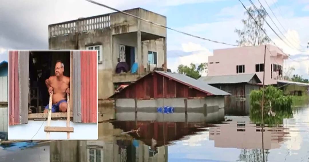 น้ำทะลัก ! ชาวบ้านนครสวรรค์ ขนของหนีน้ำไว้ใต้หลังคา