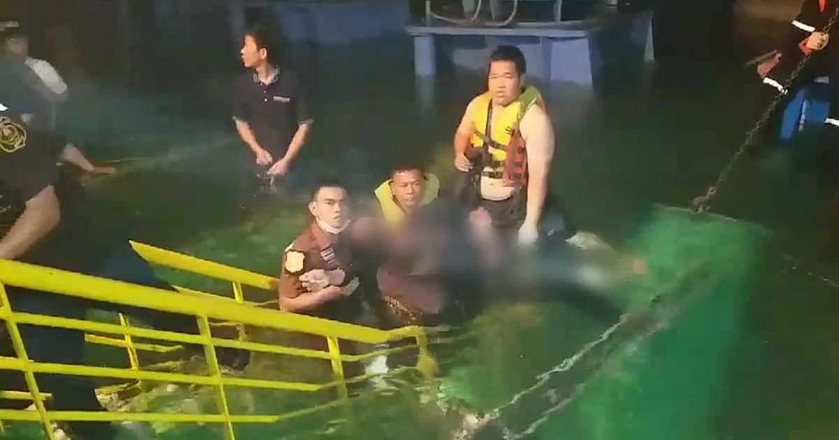 ระทึก! ท่อน้ำโรงกรองน้ำแตก คนงานจมน้ำ-ติดใต้ดินลึกกว่า 10 เมตร