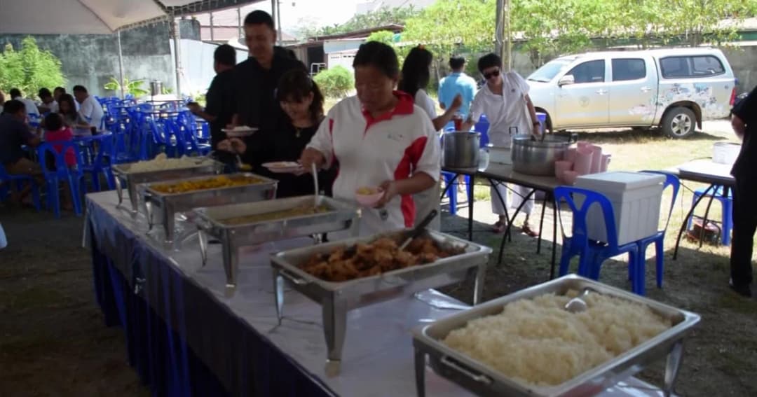 เปิดโรงทานอาหารเจบุพเฟ่ต์กินฟรีตลอด 9 วัน ถวายเป็นพระราชกุศล