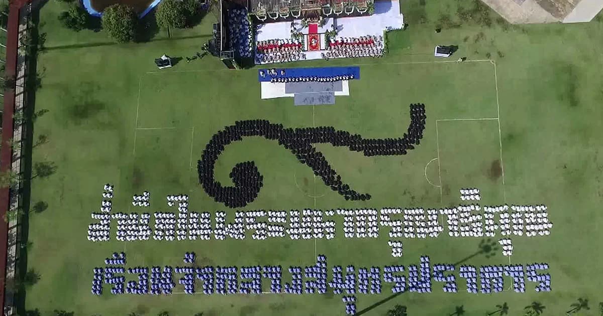 นักโทษเรือนจำกว่า 6,000 คน พร้อมใจถวายความอาลัยแด่ในหลวง ร.๙