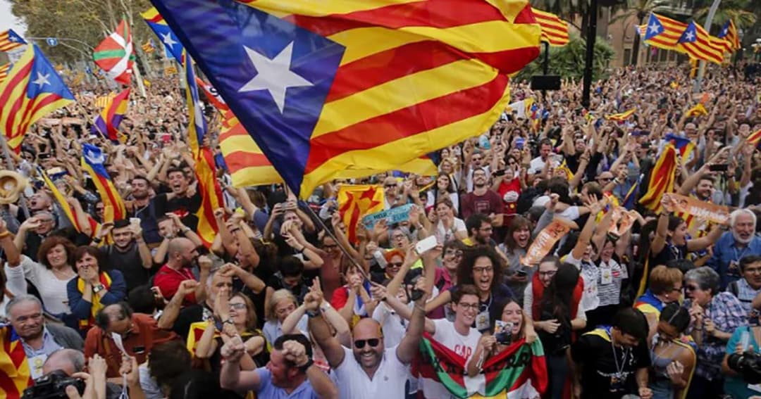 วุฒิสภาสเปนมีมติยึดกาตาลุญญา จ่อตั้งข้อหากบฏ