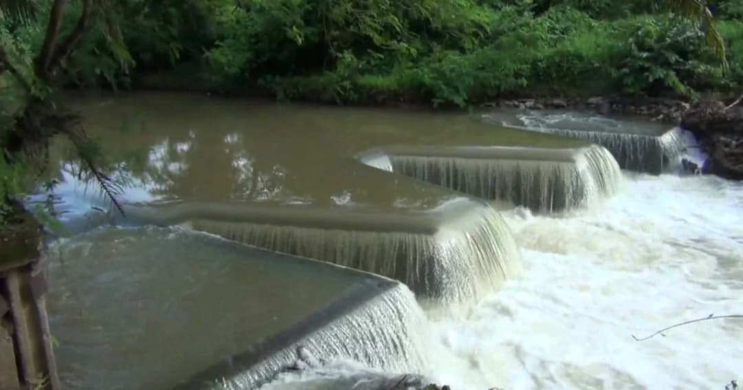 เฝ้าระวัง ! พื้นที่ชายฝั่งมีฝนตกหนัก เตรียมรับมือน้ำท่วมฉับพลัน