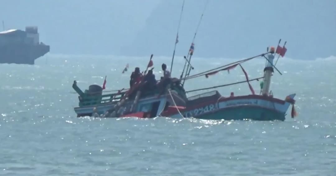 ประจวบฯ เฝ้าระวัง ! เตรียมรับมือสถานการณ์พายุพัดผ่าน