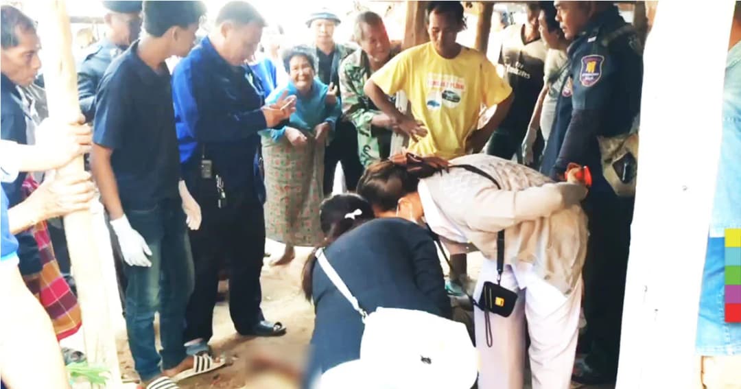 หนุ่มใหญ่ชัยภูมิ ใช้ค้อนถอนตะปู พลาดโดนสายไฟ ถูกช็อตดับ