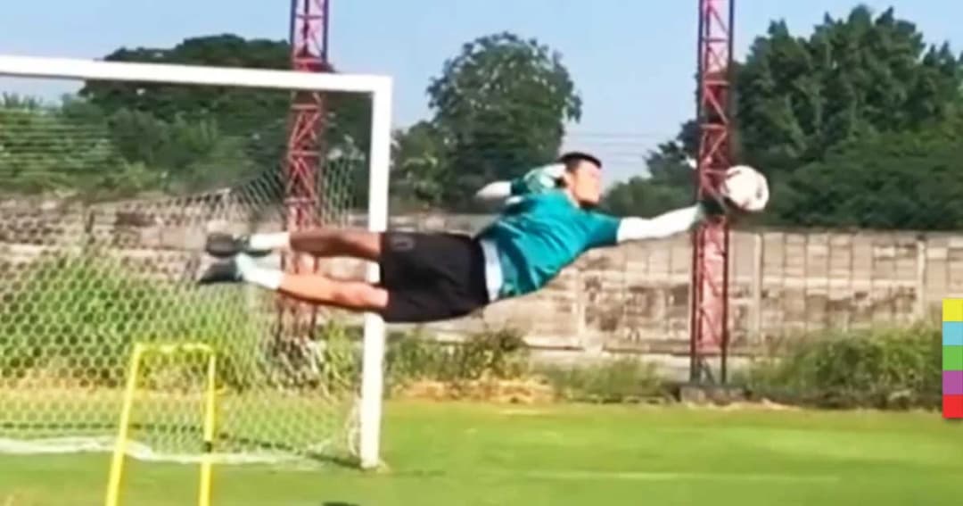 สื่อเมืองน้ำหอมชื่นชม การฝึกซ้อม “กวินทร์” ผู้รักษาประตูทีมช้างศึก