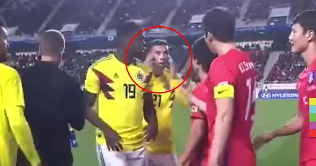 เปิดคลิป ! จังหวะดราม่านักเตะโคลอมเบีย เหยียดแข้งเกาหลีใต้