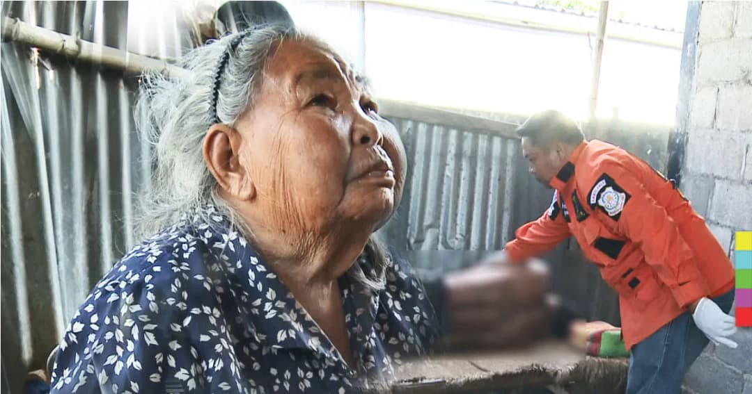 เเม่วัย 73 ปี หูไม่ดี สายตาฝ้าฟาง ไม่รู้ว่าลูกเสียชีวิต นั่งเฝ้าศพทั้งคืน