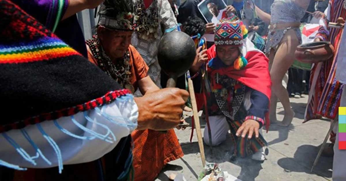 “หมอผีเปรู” ร่ายมนต์ดำหนุนทีมชนะกีวี แฟนบอลเชียร์จนแอพแผ่นดินไหวทำงาน