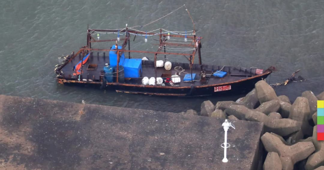 พบเรือประมงเกาหลีเหนือเกยตื้นเกาะญี่ปุ่น จนท.เร่งสอบอย่างละเอียด