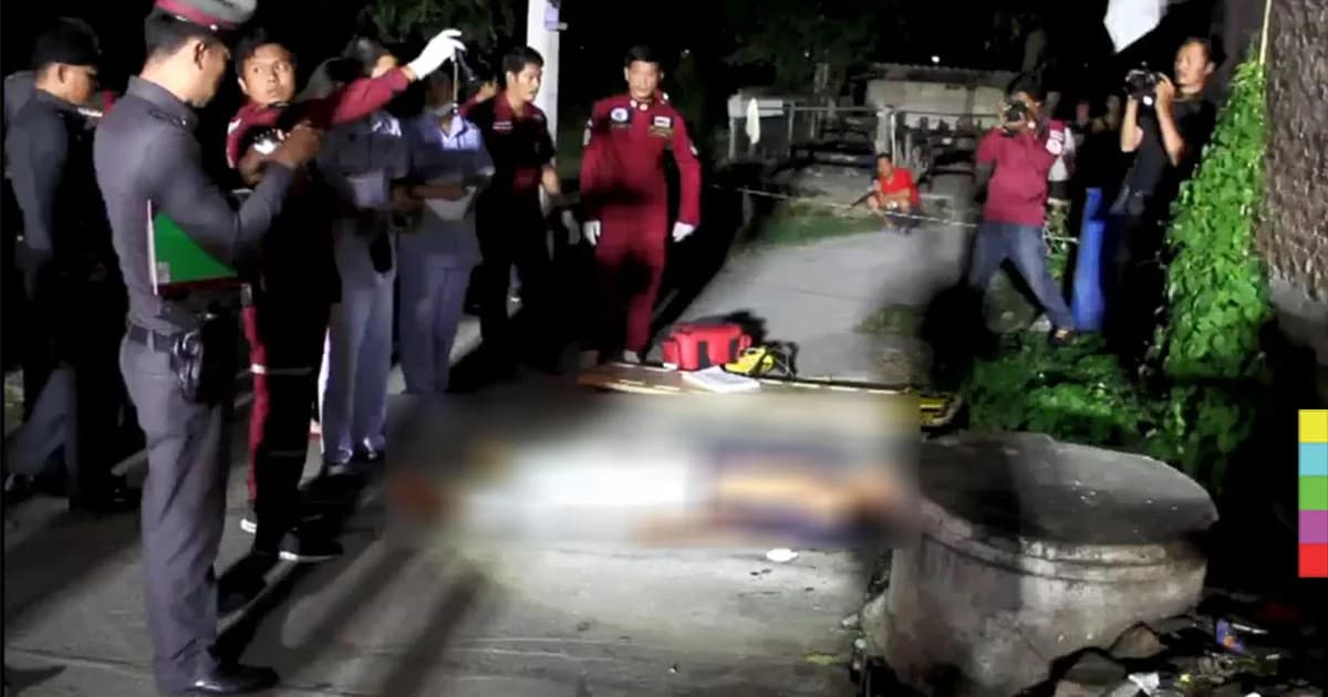 หนุ่มใหญ่เมาเหล้า ถูกสาวอารมณ์ร้อน แทงดับกลางซอย