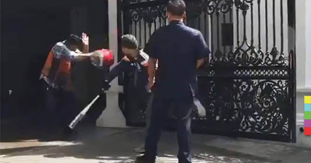 จยย.รับจ้าง หัวร้อน คว้าไม้เบสบอลฟาดอีกฝ่าย เหตุแย่งลูกค้า