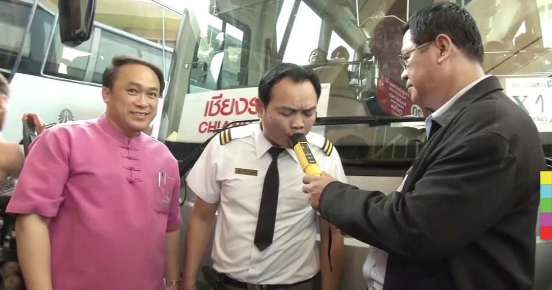 เริ่มแล้ว ! ขนส่งลำปางใช้ “จีพีเอส แทร็คกิ้ง” คุมความเร็วรถโดยสารสาธารณะช่วงปีใหม่