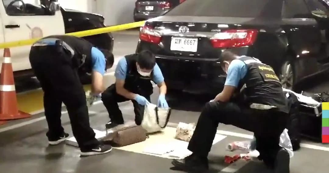 สาวใหญ่เครียด กระโดดลานจอดรถห้างดัง 11 ชั้นดับ ทิ้ง จม. “ฝากดูแลอาม่าด้วย”