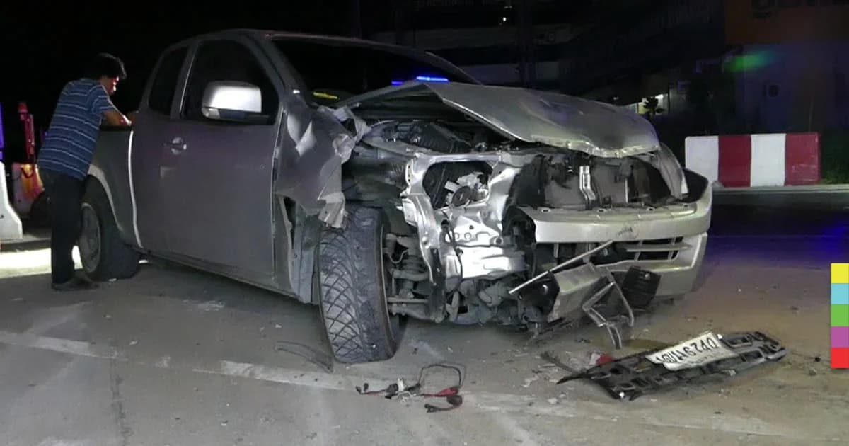 จยย. เบรกกะทันหัน ! กระบะขับตามพุ่งเสยท้าย ดับ 1 เจ็บ 1 ราย