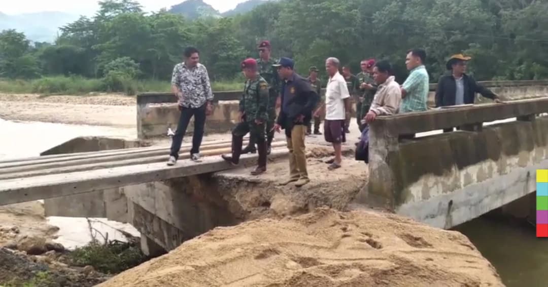 เมืองคอนน้ำป่าถล่ม ! ซัดสะพานขาด ปชช.เดือดร้อนหนัก