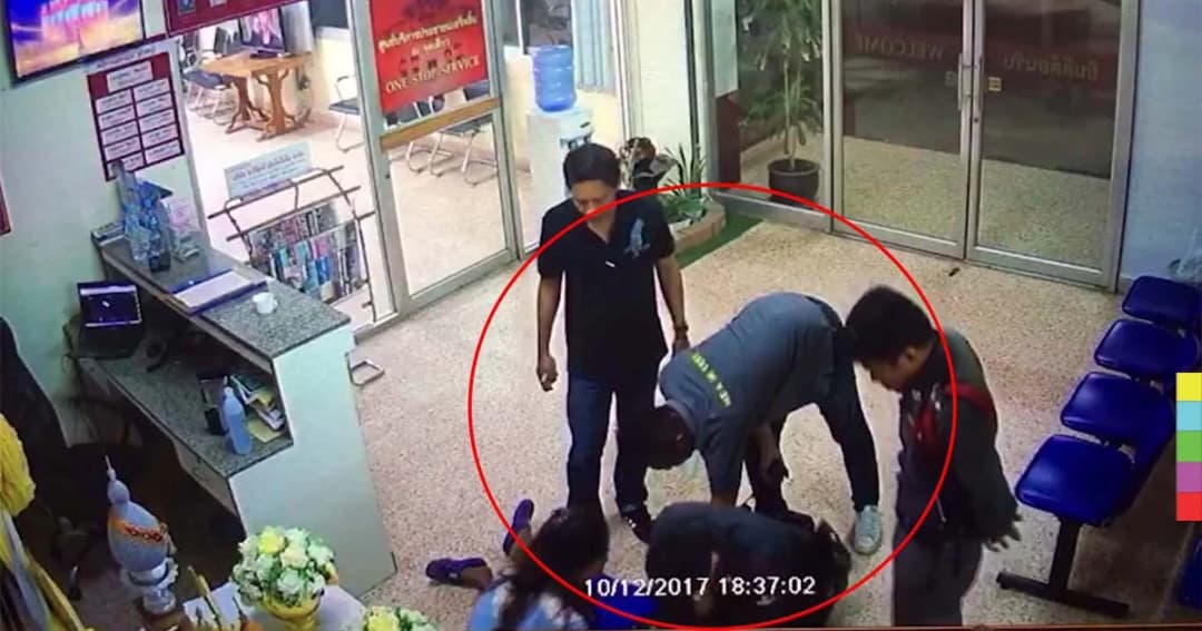 ชื่นชมตำรวจชะอำ ปั๊มหัวใจช่วยหนุ่มราชบุรีอาการกำเริบขณะขึ้นโรงพัก