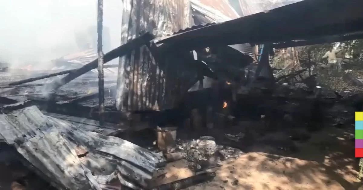 เกิดเหตุเพลิงไหม้บ้านไม้ สุโขทัย วอดทั้งหลัง