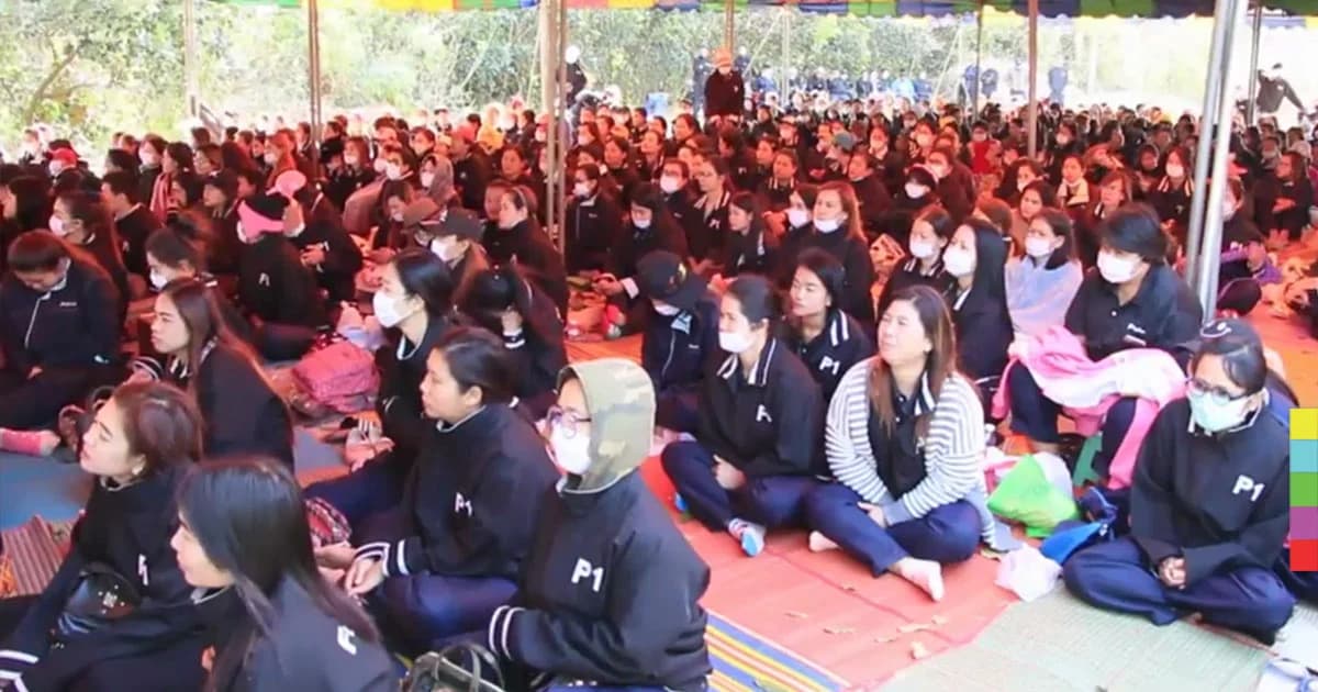 ยังไม่ถอย ! พนง. กว่า 2 พันคน ปักหลักร้องโบนัสต่อเนื่อง