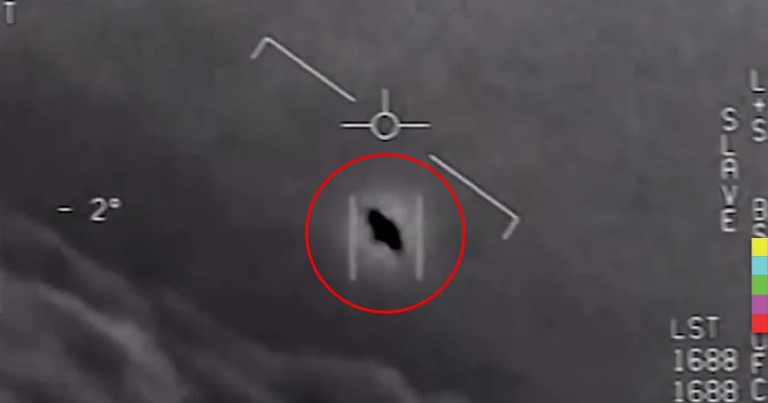 เผยคลิปนักบินสหรัฐฯ ไล่ล่าวัตถุลึกลับจากนอกโลกคล้ายยูเอฟโอ