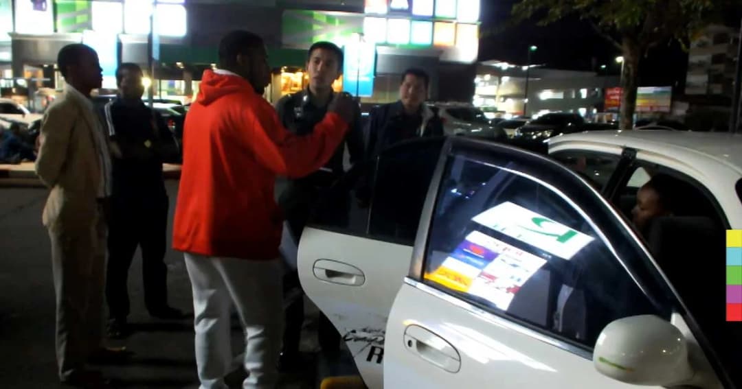 โจรแสบฉกทรัพย์รถชาวต่างชาติ กลางห้างดังเมืองจันท์