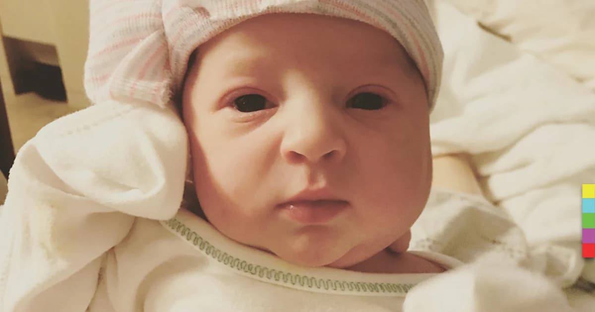 ทารกชาวอเมริกันเกิดจากตัวอ่อนแช่แข็งเมื่อ 24 ปีก่อน