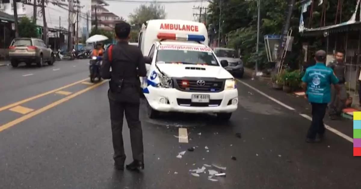 รถกู้ภัยเบรกไม่ทันชนเก๋งสาวใหญ่ หลังเลี้ยวปาดหน้า เจ็บ 1 ราย