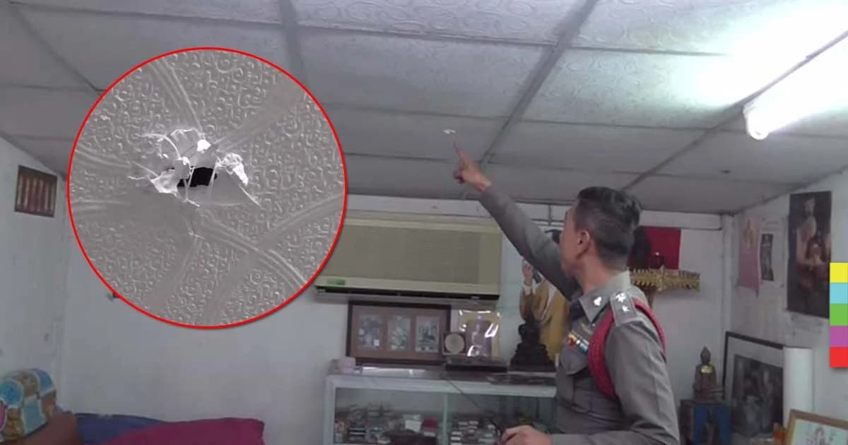 ตร.ตรวจสอบกระสุนปริศนาทะลุหลังคาปั๊มน้ำมัน เฉียดหัว ผจก. หวิดดับ