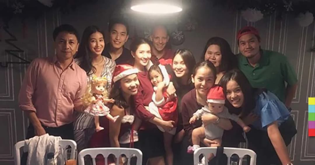 แฮปปี้ทั้งบ้าน “แม่แอฟ” พา “น้องปีใหม่” ฉลองคริสต์มาสกับครอบครัวเตชะณรงค์