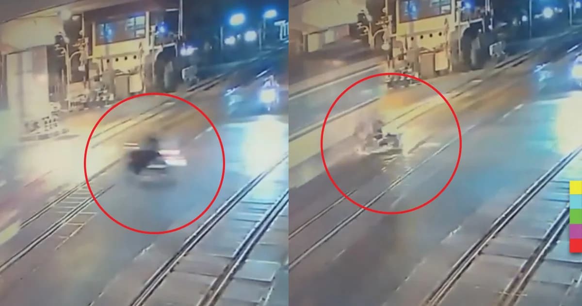 หนุ่มวัย 19 ซิ่ง จยย. ฝ่าเครื่องกั้นรถไฟ ร่างถูกทับ อาการสาหัส