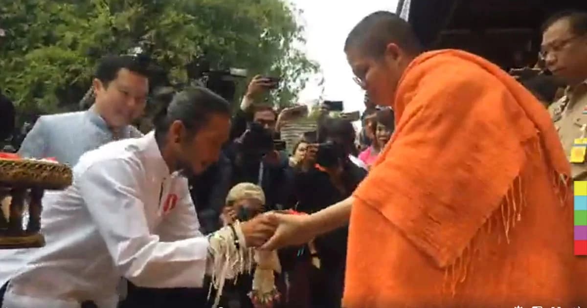 ชาวเชียงราย ทำบายศรีสู่ขวัญ ตูน บอดี้สเเลม และทีมงาน