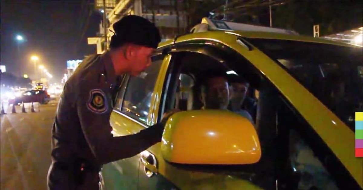 ตร.เมืองพัทยา ตั้งด่านตรวจปีใหม่จับผู้กระทำความผิด เมาแล้วขับ-ยาเสพติด