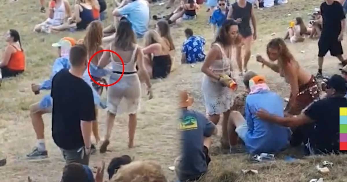 หนุ่มหื่น ! บุกจับนมสาวเปลือยอก กลางงานเทศกาลดนตรี