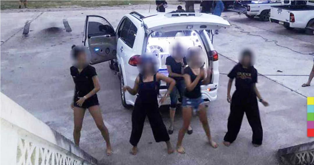 วิจารณ์ยับ ! เปิดเพลงสนั่นวัด กลุ่มวัยรุ่นสาว เต้นโคโยตี้ส่งวิญญาณ