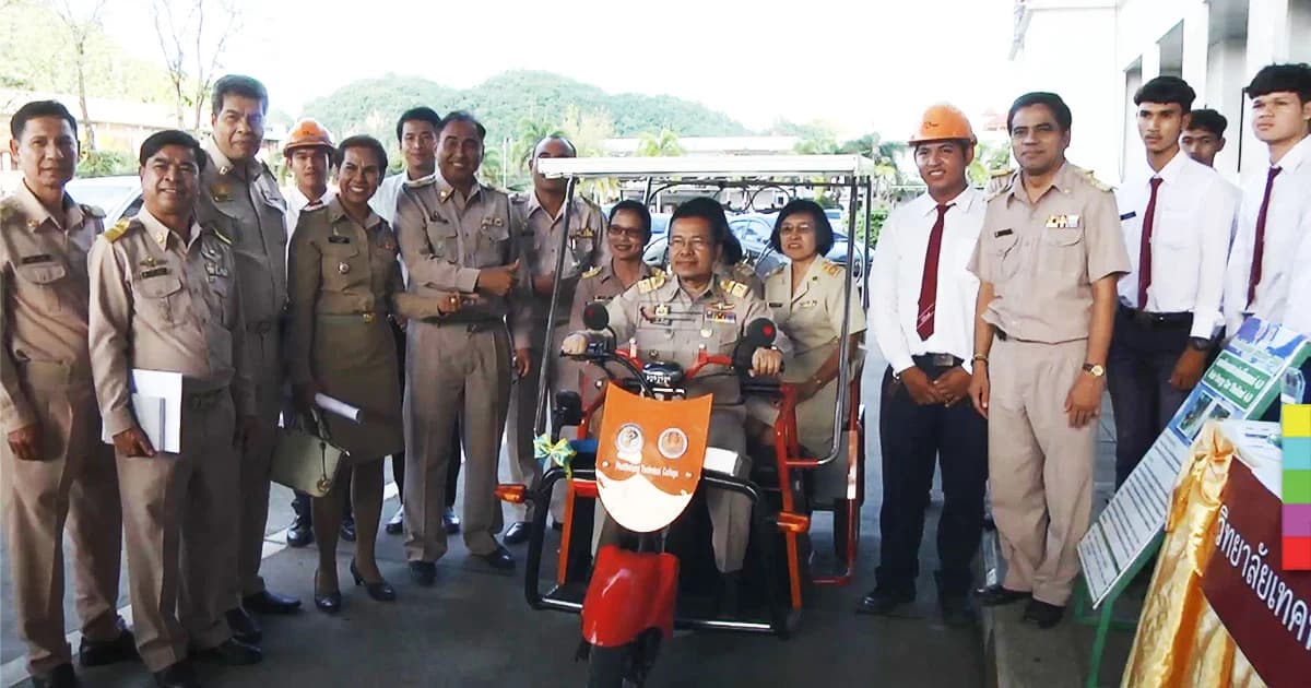 เทคนิคพัทลุง ผลิตรถพลังงานแสงอาทิตย์ ไทยแลนด์ 4.0