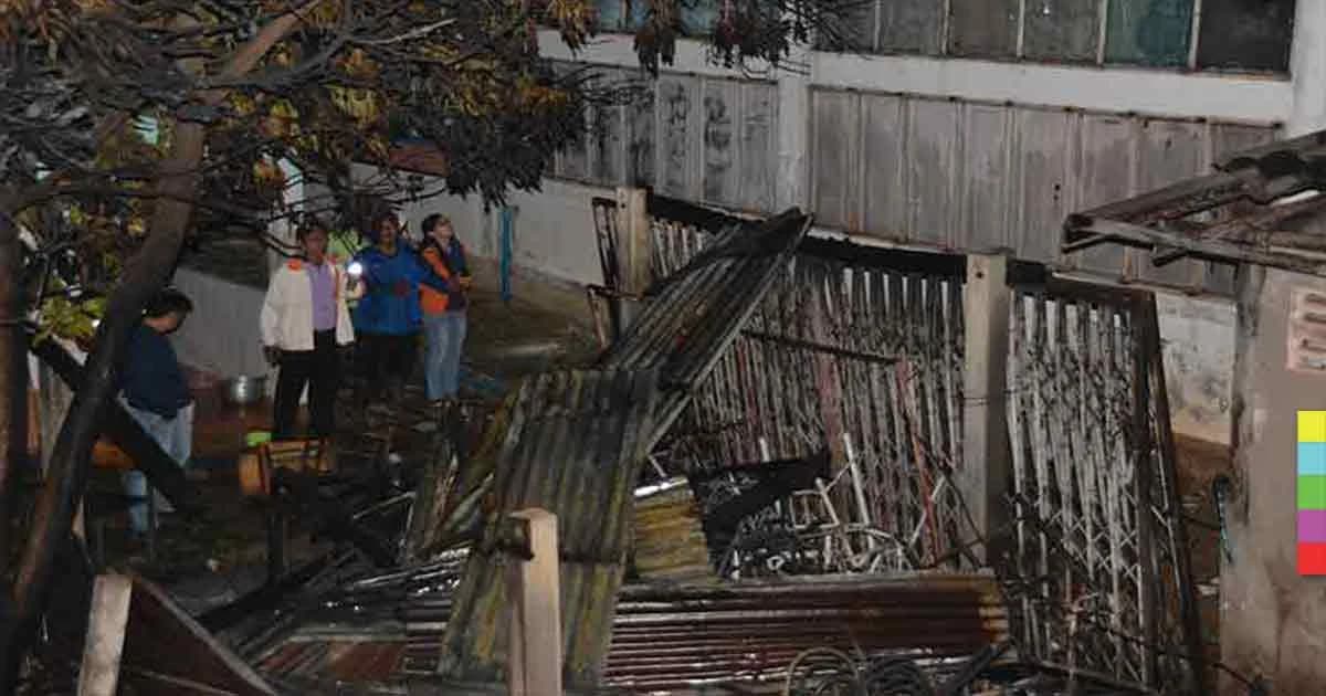 หวิดวอดทั้งหลัง ! ไฟไหม้โรงเรียนบ้านทองฉลองวันเด็ก โชคดีดับเพลิงเข้าช่วยทัน