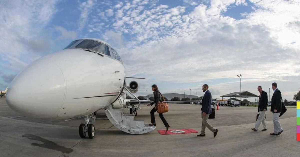 บริษัทในสหรัฐทุ่มซื้อเครื่องบินเจ็ทเกือบ 10 ล้านรับ-ส่งพนักงานไปทำงานต่างเมือง