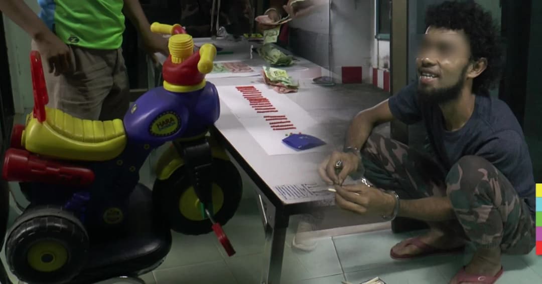 รวบหนุ่มค้ายาบ้า ซุกยาในของเล่นลูก ยึดได้กว่า 200 เม็ด