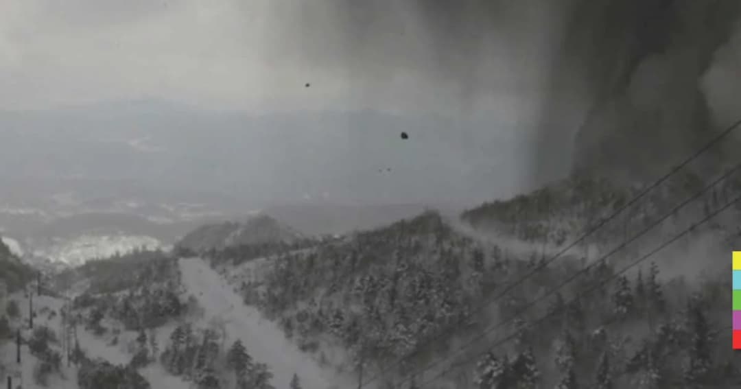 ภูเขาไฟระเบิดกะทันหัน ใน จ.กุมมะ เสียชีวิต 1 คน