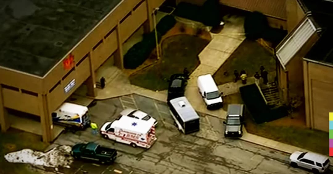 นักเรียนวัย 15 กราดยิงในโรงเรียนที่สหรัฐฯ ดับ 2 เจ็บ 15