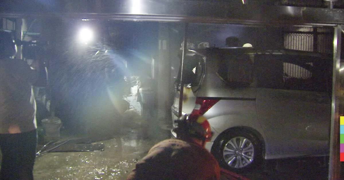 ช่วยระทึก ! เกิดเหตุไฟไหม้ทาวน์โฮม ซ.ศาลาแดง มีผู้เสียชีวิต 1 ราย