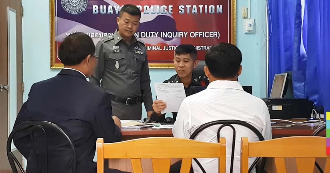 ผอ.ฉาว เข้าพบตำรวจแล้ว โดน 2 ข้อหา “พรากผู้เยาว์-หมิ่นประมาท”