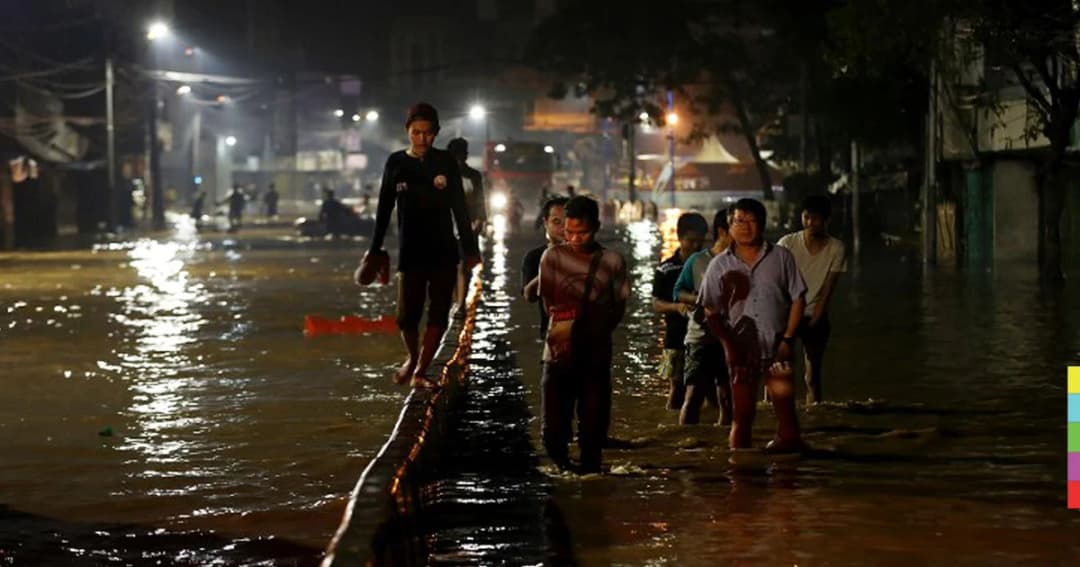 จาการ์ตาอพยพประชาชนกว่า 6,000 หนีน้ำท่วมหนัก
